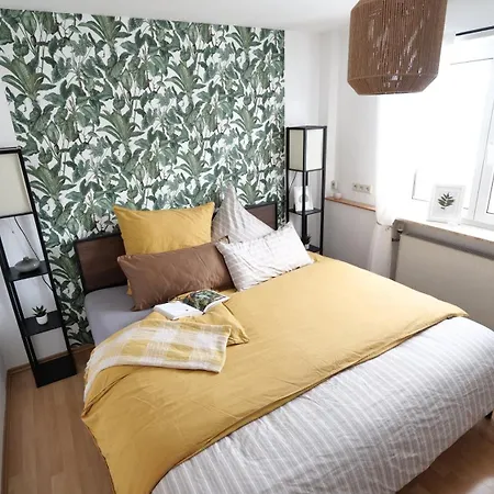 Plant - Zwischen Schwarzwald Und Schwaebischer Alb * Eutingen im Gau