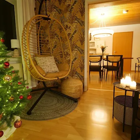 Plant - Grosser Balkon Mit Grill - Schwarzwald Und Schwaebische Alb * Eutingen im Gau