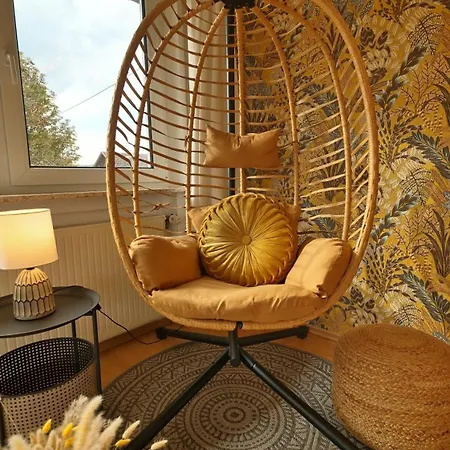 Plant - Großer Balkon Mit Grill - Schwarzwald Und Schwäbische Alb *